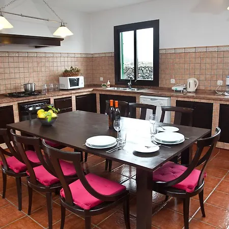 Casa Malvasia - La Geria Masdache
